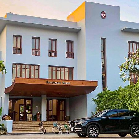Riverhouse Resort Mae Sariang Exterior photo