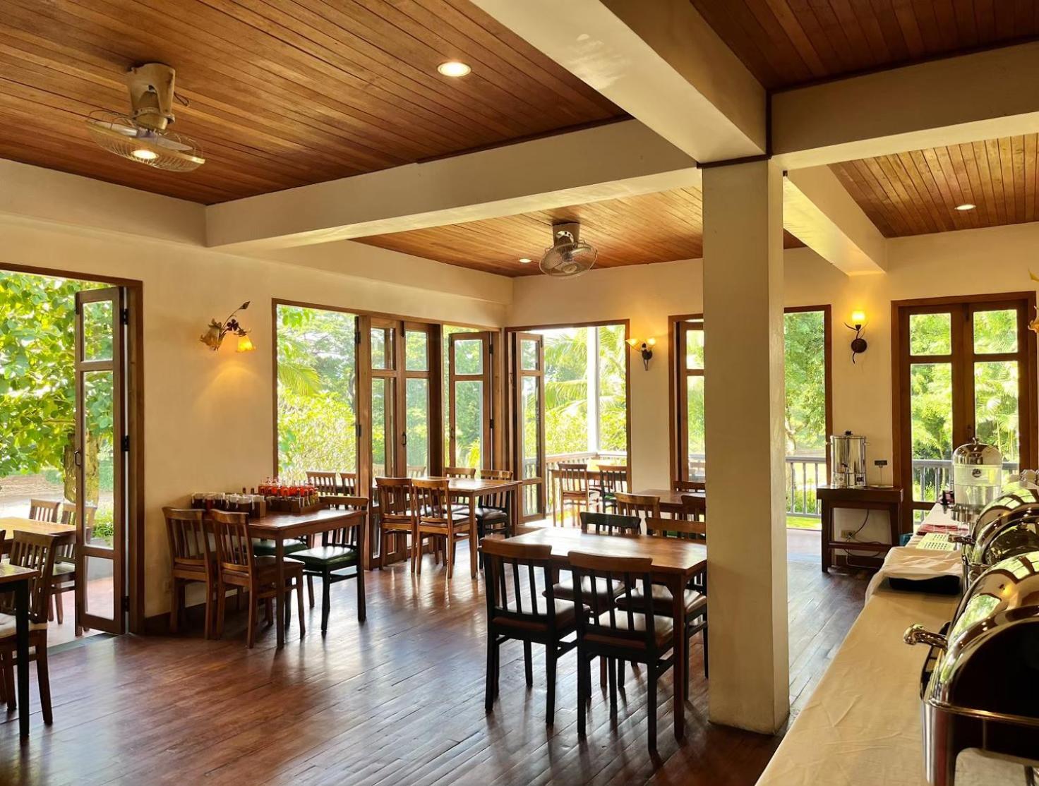Riverhouse Resort Mae Sariang Exterior photo